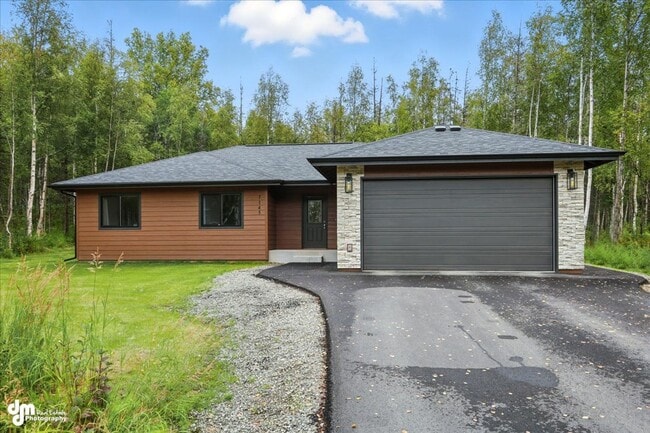 property at 7145 N Paw St