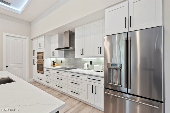 property at 14 Willoughby Dr