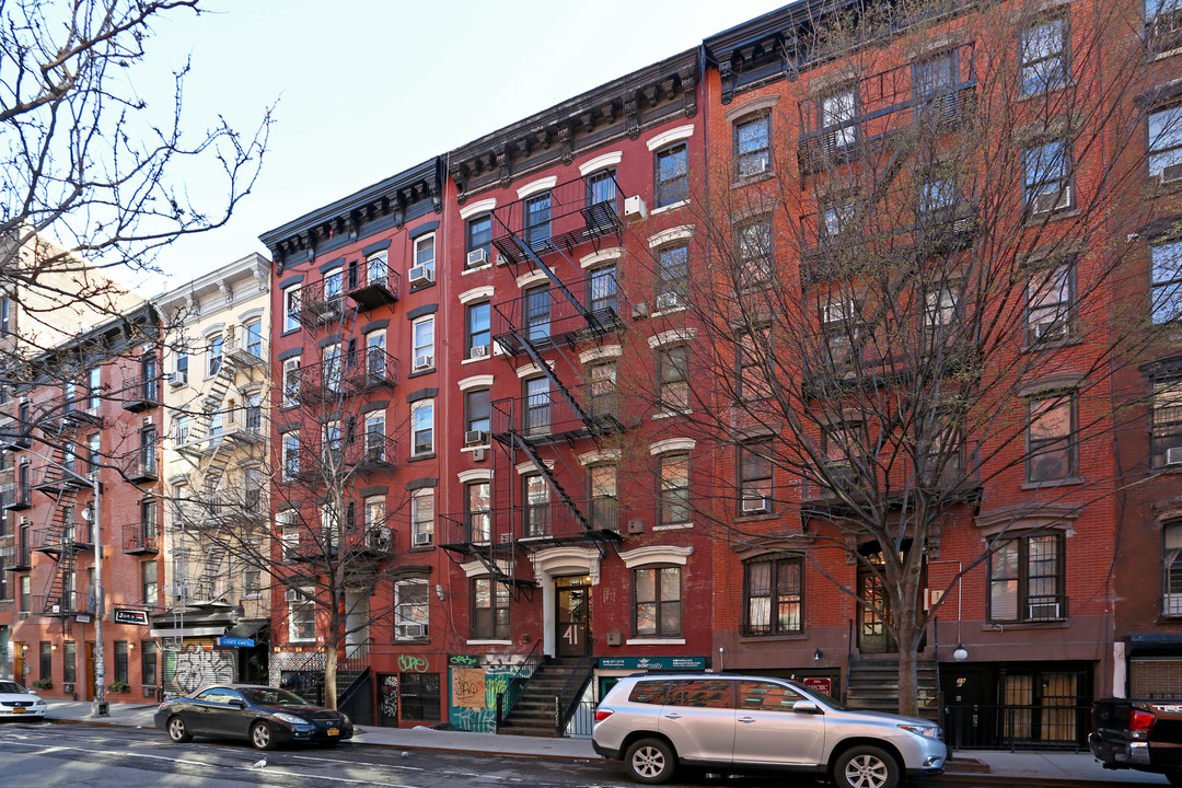 Mary Star Of The Sea Apartments in New York, NY - Foto de edificio