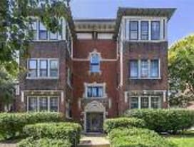 5900 McPherson Ave, Unit 2W in St. Louis, MO - Building Photo