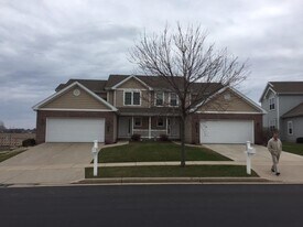 641 Bear Claw Way in Middleton, WI - Building Photo