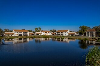 Outlook Village Apartments in Pinellas Park, FL - Building Photo - Building Photo