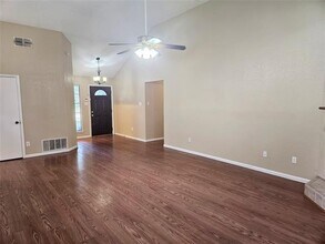 3201 Fairmeadows Ln in Fort Worth, TX - Building Photo - Building Photo