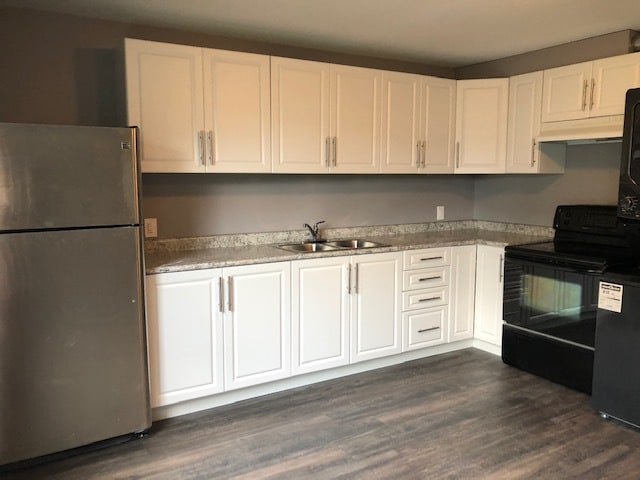property at 340 Innisfil St