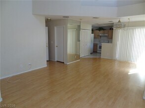 1029 Allure Dr in Las Vegas, NV - Building Photo - Building Photo