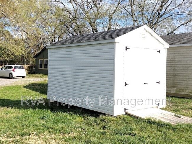 6105 Varina Point Ln in Richmond, VA - Building Photo - Building Photo