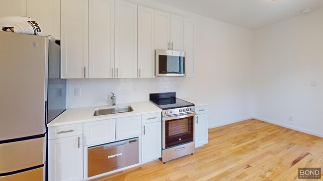 property at 22 King St