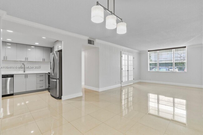 property at 1913 S Ocean Dr
