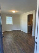 5799 Sledge St, Unit A in Hanahan, SC - Building Photo - Building Photo