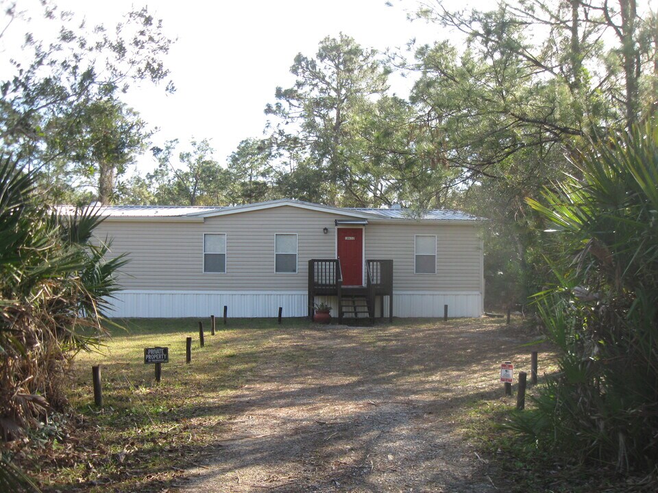 18632 Hewlett Rd in Orlando, FL - Building Photo