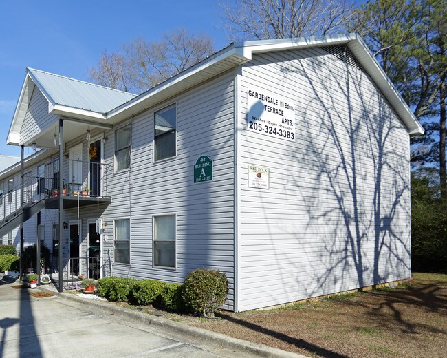 Gardendale Terrace in Gardendale, AL - Foto de edificio - Building Photo