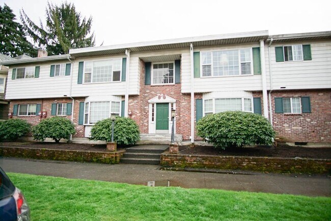property at 2130 NE Clackamas St