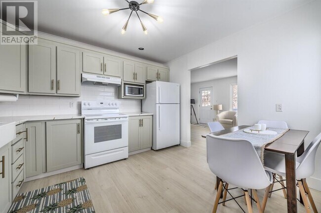 52 Fort Amherst Rd in St John's, NL - Building Photo - Building Photo