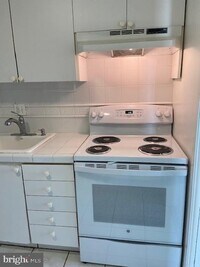 1 E University Pkwy photo'