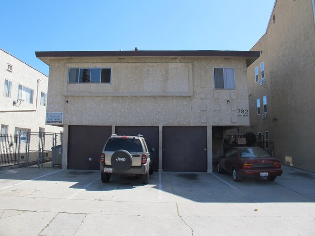 Diane Apartments in Los Angeles, CA - Building Photo - Building Photo