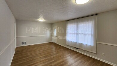 67 Heron Dr in Riverdale, GA - Building Photo - Building Photo