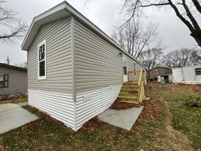 159 Laurinda Ln in Mankato, MN - Building Photo - Building Photo
