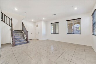 3732 Via Gennaro in Henderson, NV - Building Photo - Building Photo