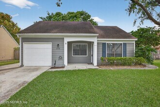 2512 Bluffton Dr in Jacksonville, FL - Building Photo - Building Photo