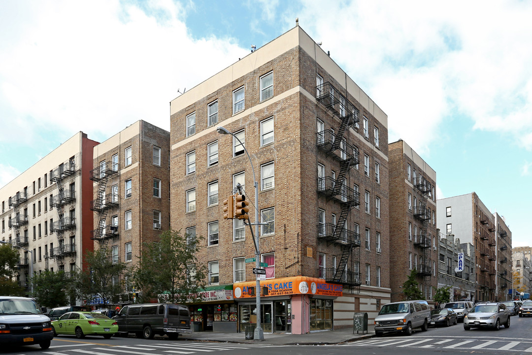 171-183  186 Audubon Ave in New York, NY - Building Photo