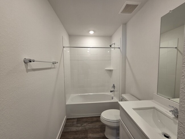 property at 1318 Isola Bella Dr