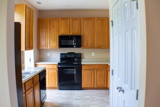 5145 Mabe Dr in Holly Springs, NC - Building Photo - Building Photo