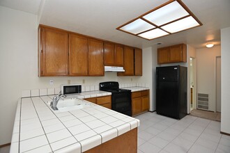 34743 Bowie Common in Fremont, CA - Building Photo - Building Photo