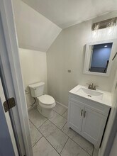 4485 Ocean View Ave in Virginia Beach, VA - Building Photo - Building Photo