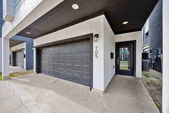 705 Gregg St in Houston, TX - Building Photo - Building Photo