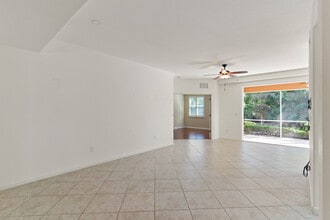 6637 Alden Woods Cir in Naples, FL - Building Photo - Building Photo