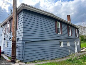 448 Biddle St in Tamaqua, PA - Building Photo - Building Photo