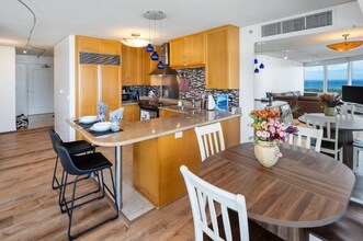 1288 Kapiolani Blvd in Honolulu, HI - Foto de edificio - Building Photo