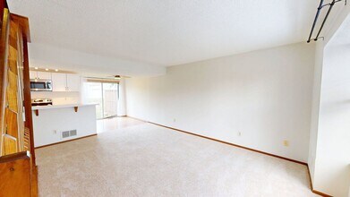 5067 Stoneybrook Blvd in Hilliard, OH - Building Photo - Building Photo