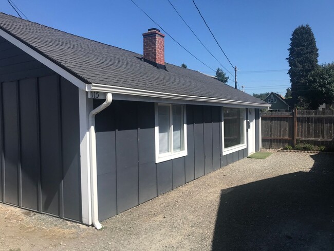 115 E Fremont St in Monroe, WA - Building Photo - Building Photo