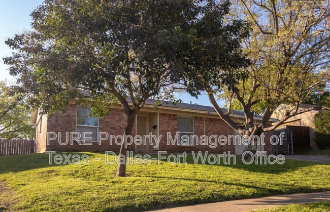 641 Gallant Fox Dr in Dallas, TX - Building Photo - Building Photo