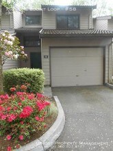 7900 NE Loowit Loop in Vancouver, WA - Building Photo - Building Photo