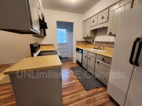 8473 W Center Ave in Lakewood, CO - Building Photo - Building Photo