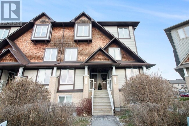 property at 772 Lakeridge Dr