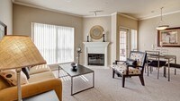 Building Photo - Lincoln Villas on Memorial Apartment Homes in Tulsa, Oklahoma