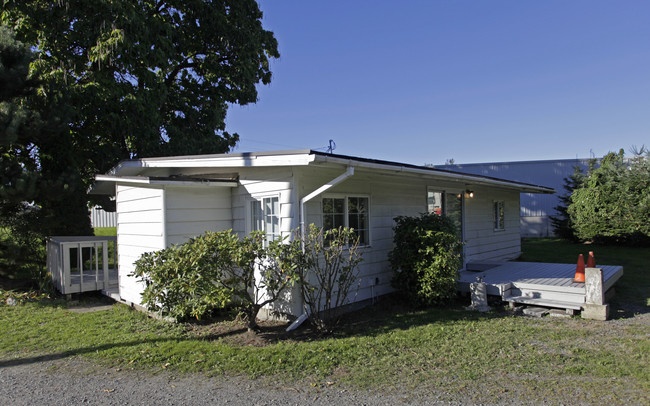 10925 Evergreen Way in Everett, WA - Building Photo - Building Photo