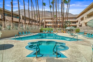 277 E Alejo Rd in Palm Springs, CA - Building Photo