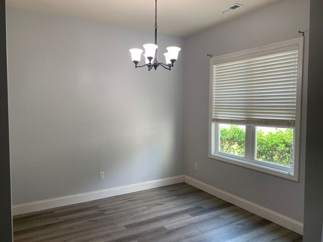 414 Peregrine Ridge Dr in New Bern, NC - Building Photo - Building Photo