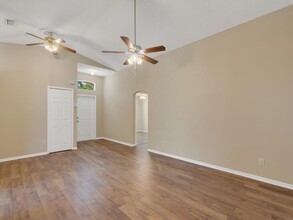 962 E 13th Square in Vero Beach, FL - Building Photo - Building Photo