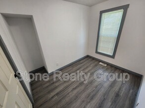 1265 E High St in Rockville, IN - Building Photo - Building Photo