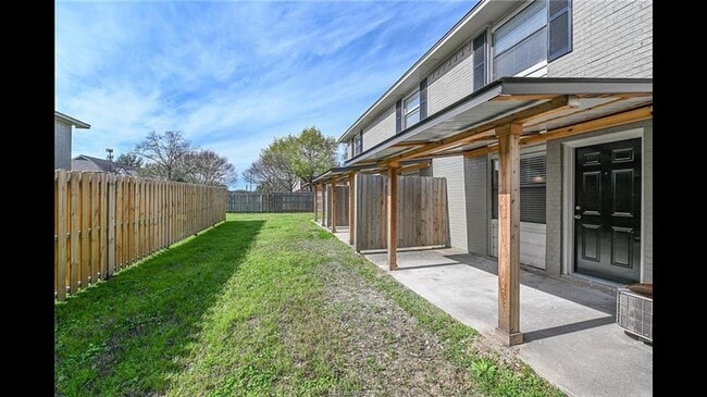 property at 1408 Summit St