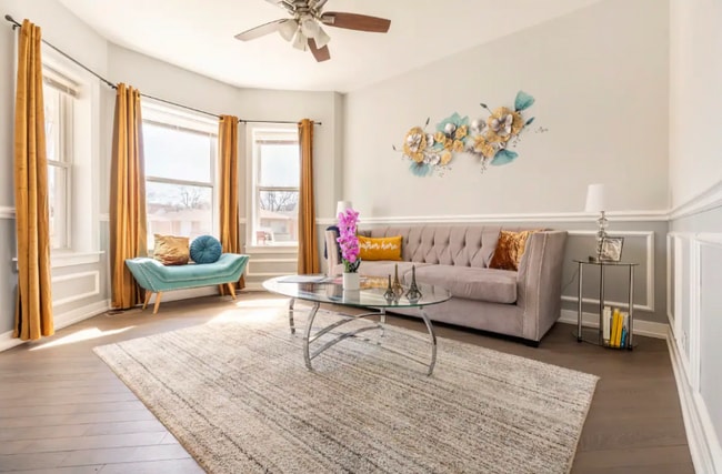 property at 7736 S Maryland Ave