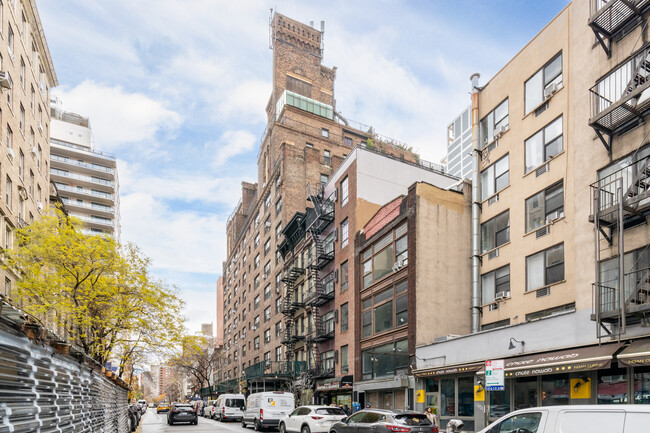 140 E 28th St in New York, NY - Foto de edificio - Building Photo