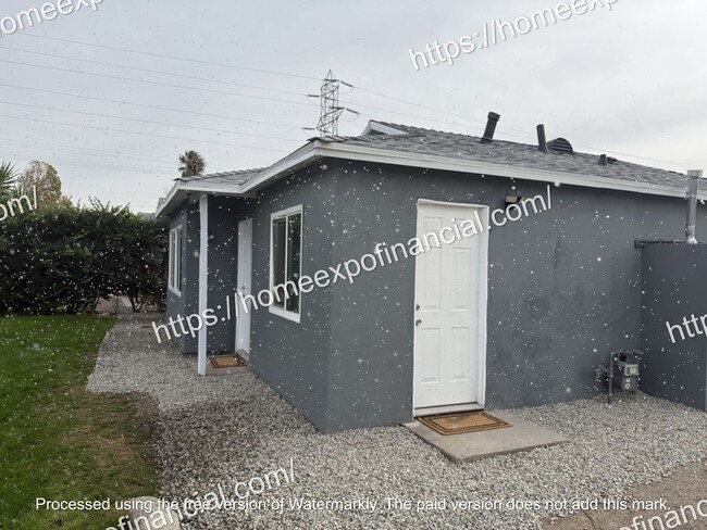 1907 W 19th St in San Bernardino, CA - Building Photo - Building Photo