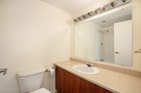 109 King St E photo'