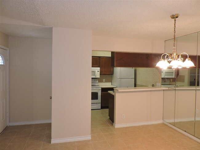 property at 17401 Red Oak Dr